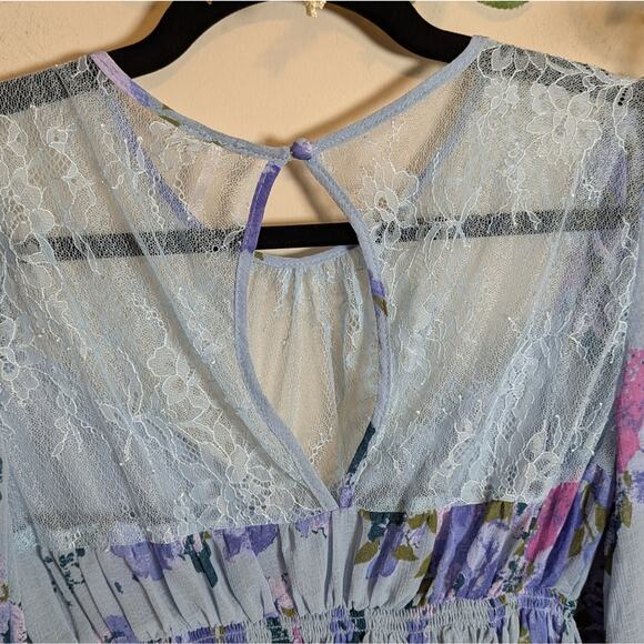 Free People Blue Floral Lace Long Sleeve Crop Top Blouse - Picture 2 of 10